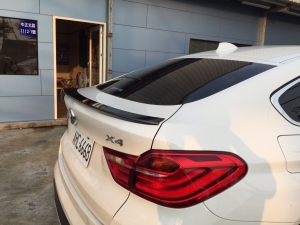 BMW X4 (F26) Performance Carbon 尾翼