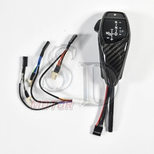 For BMW X3 E83 LED 拇指型排檔頭 A/T，左駕，CF斜紋(3K)，無警示燈